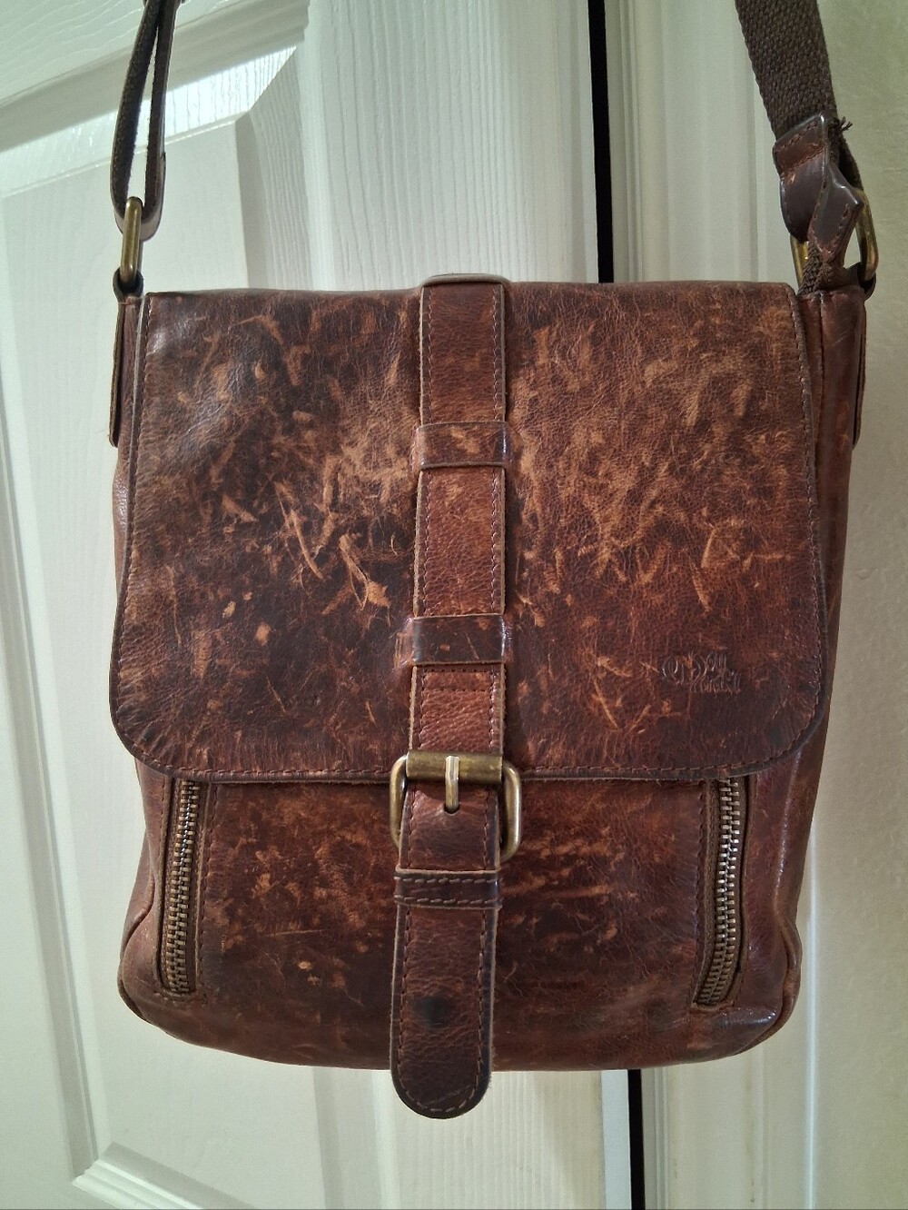 Vtg Distressed Leather Crossbody